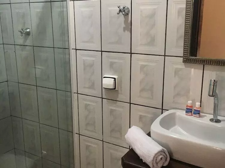 Majatalo Pousada Morada Dusanjos