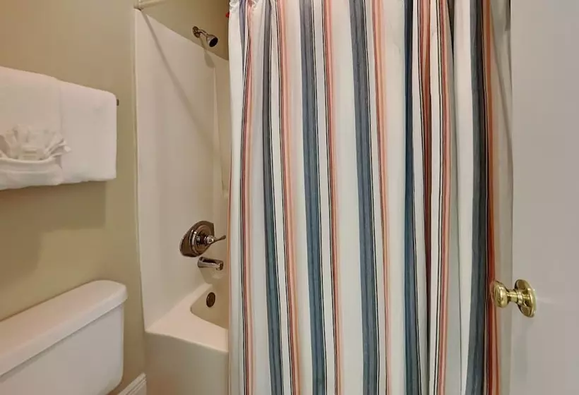 Spinnaker #2a By Southern Vacation Rentals