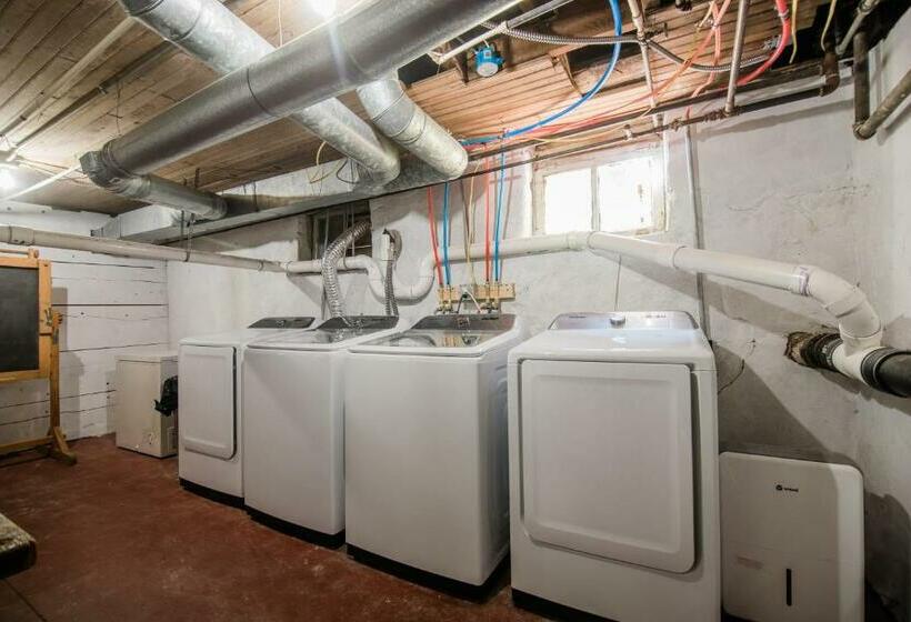 הוסטל Bridgewalk Estate A Wanderlust Abodes Property