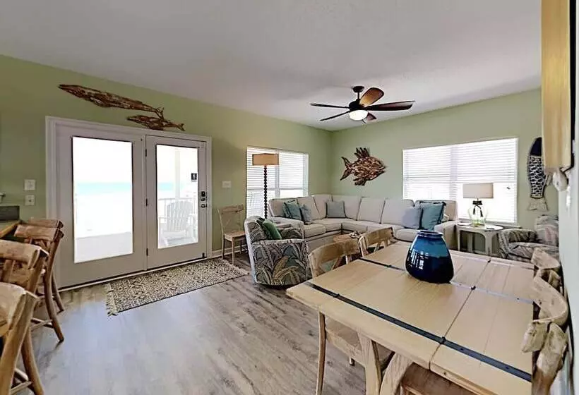 Anderson Beach House