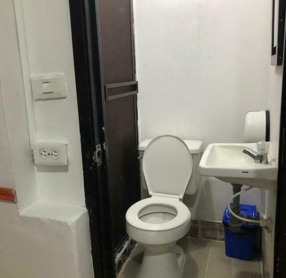 Hotel Colonial Armenia Ro