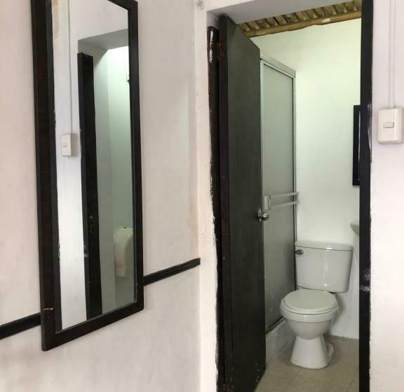 Hotel Colonial Armenia Ro