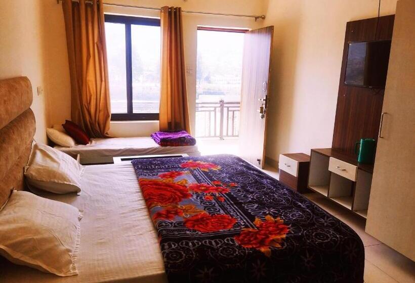 Отель Lake View Paradise