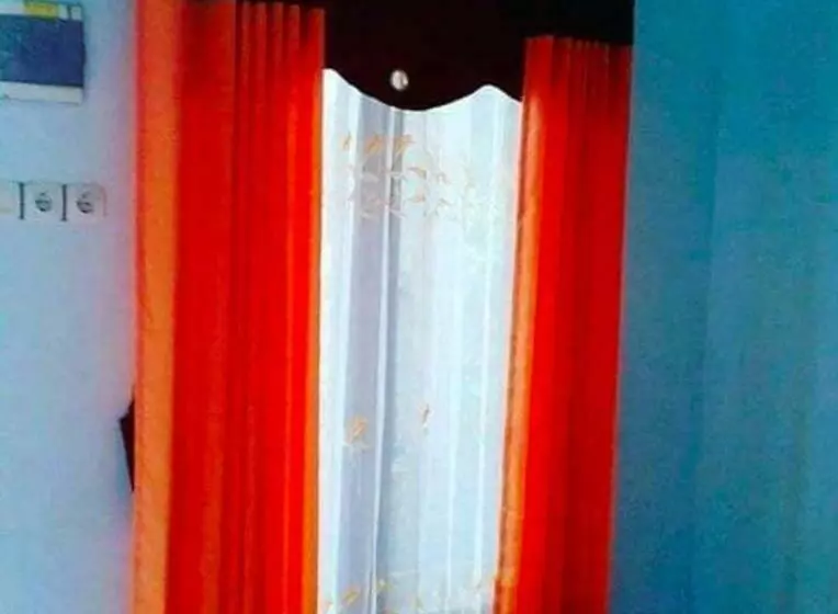 Hotelli Near Ramayana 3