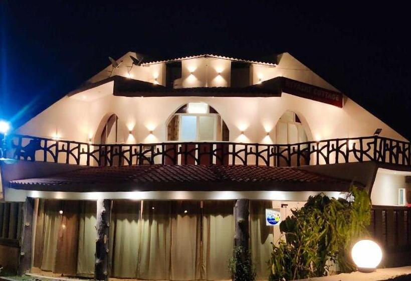 酒店 Oyo 90375 Riyasat Cottage