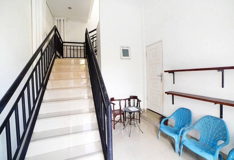 בית מלון כפרי Oyo 91286 Batser Homestay Syariah