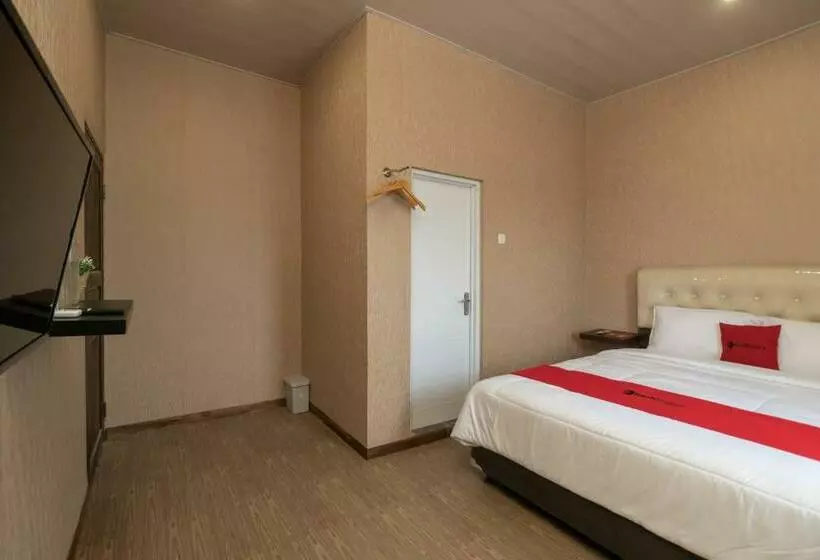 Hotelli Reddoorz @ Jalan Srikandi Pekanbaru