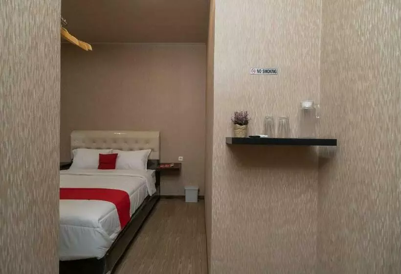 Hotelli Reddoorz @ Jalan Srikandi Pekanbaru