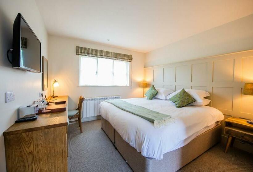 فندق The Coach And Horses