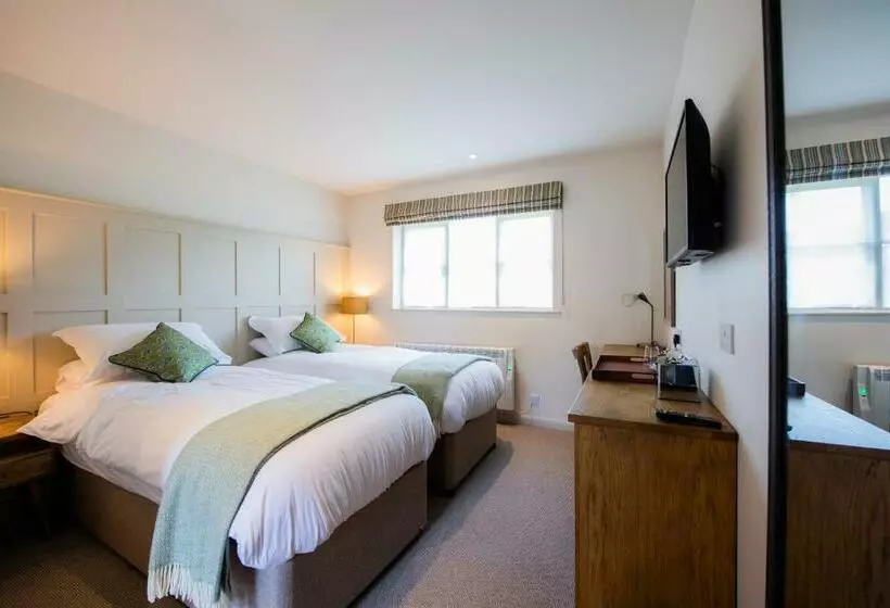 Hotelli The Coach And Horses