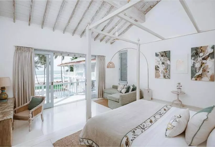 Hotelli Villa Selenya