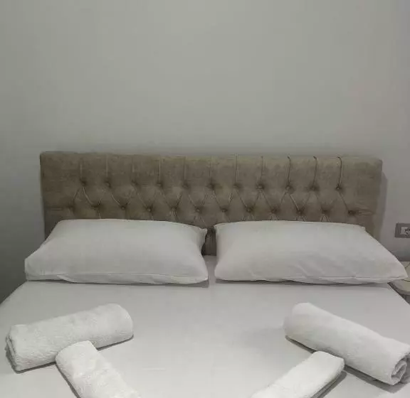 پانسیون Fiori Rooms