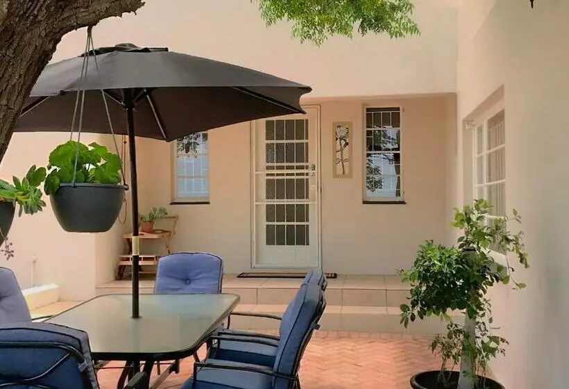 Majatalo Kia Ora Guest House