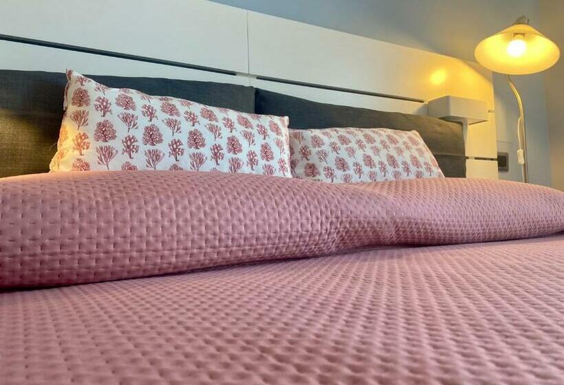 펜션 Oltremare Rooms