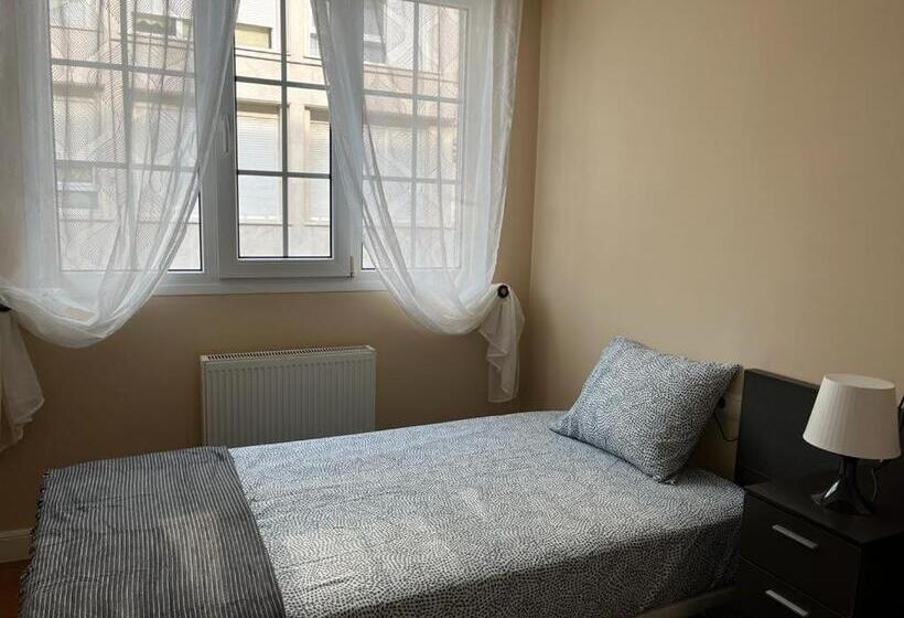 Piso En El Centro De Laredo A Pie De Playa