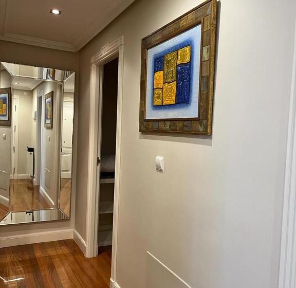 Piso En El Centro De Laredo A Pie De Playa