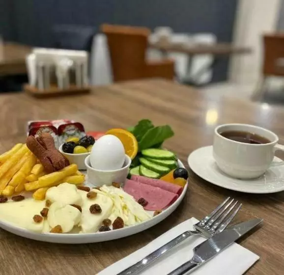 Hotelli Acar Airport