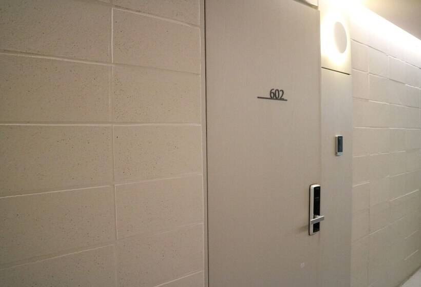 Brown Dot Hotel Osan