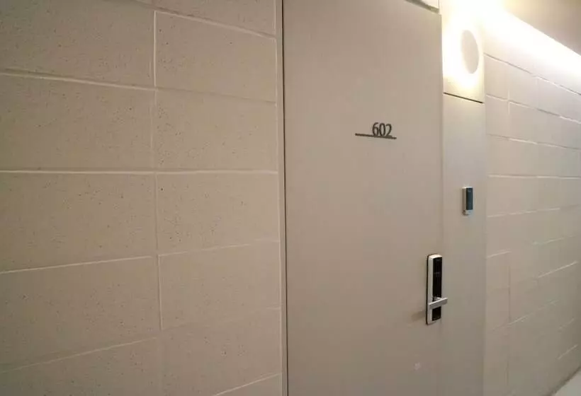 Brown Dot Hotel Osan