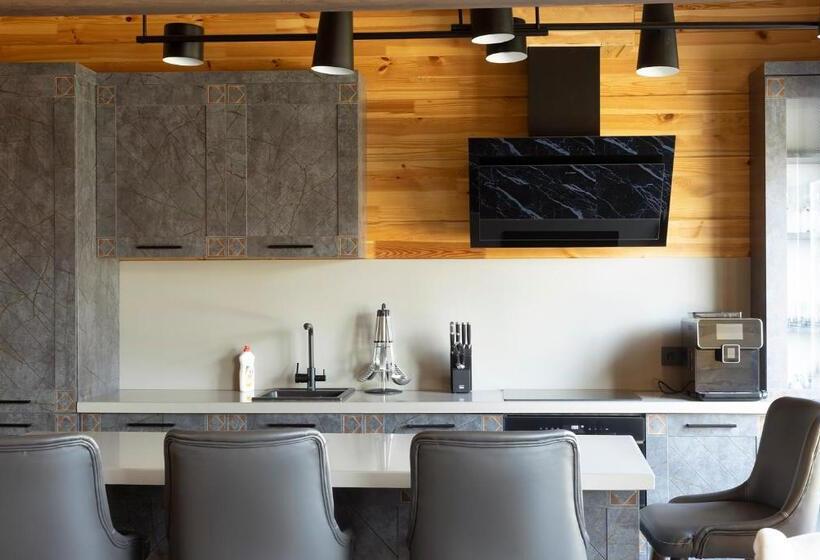 فندق Eco Village