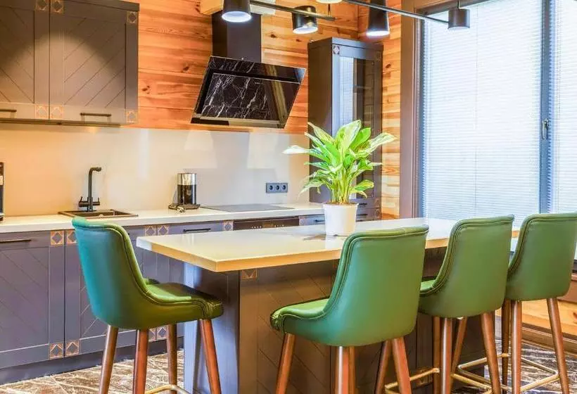 Hotelli Eco Village
