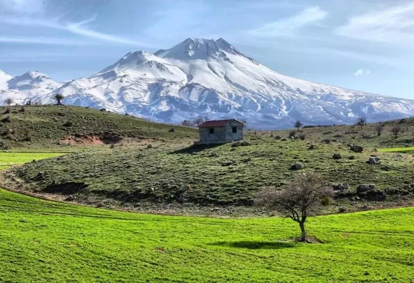 Karbeyaz Hotel & Resort