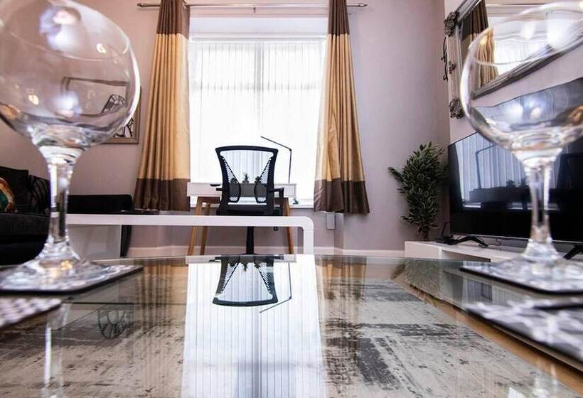 1br Summit Holburn Cosy Flat With Ultrafast Wifi