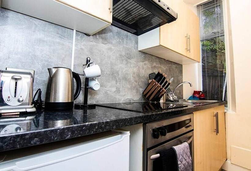 1br Summit Holburn Cosy Flat With Ultrafast Wifi