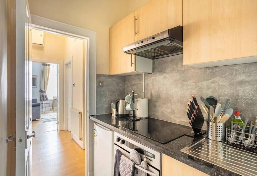 1br Summit Holburn Cosy Flat With Ultrafast Wifi