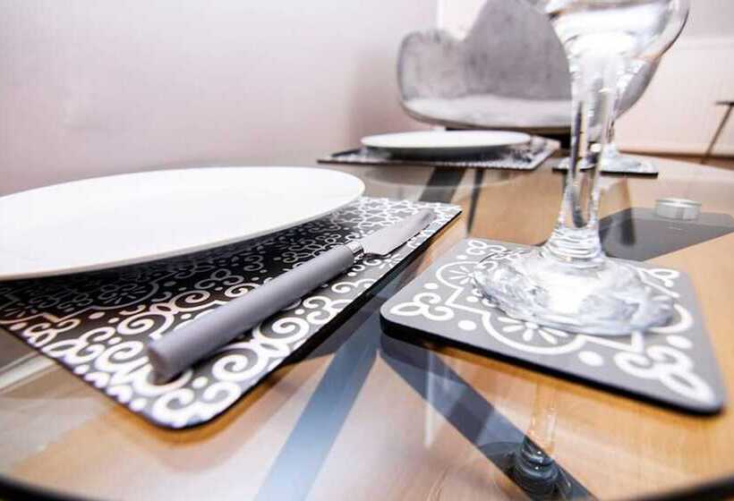 1br Summit Holburn Cosy Flat With Ultrafast Wifi