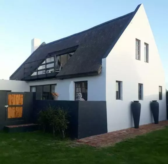 Majatalo Starfish Accommodation