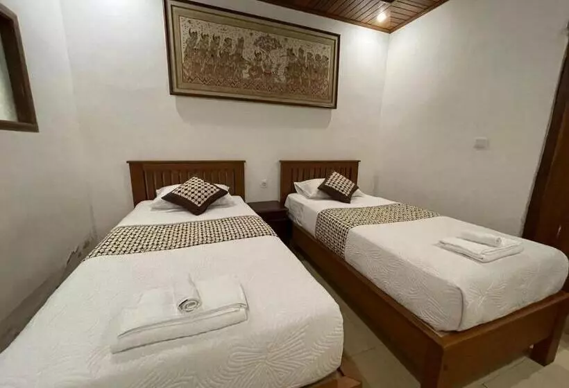 ペンション Arsa Wayan Guest House