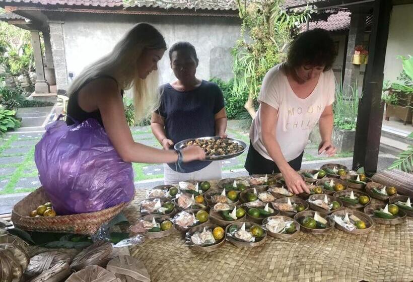 膳宿费 Arsa Wayan Guest House