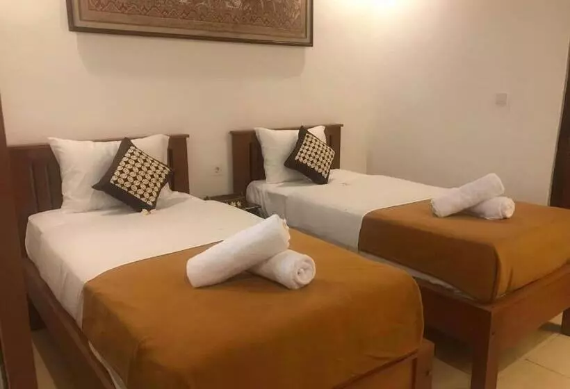 ペンション Arsa Wayan Guest House