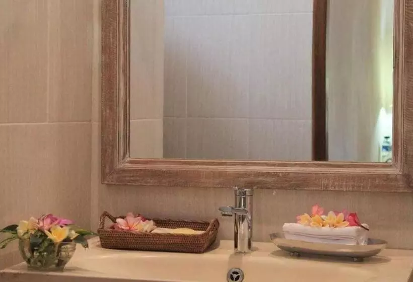 ペンション Arsa Wayan Guest House