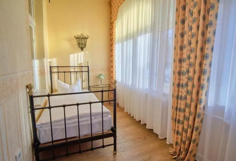 Anno 1900 Hotel Babelsberg