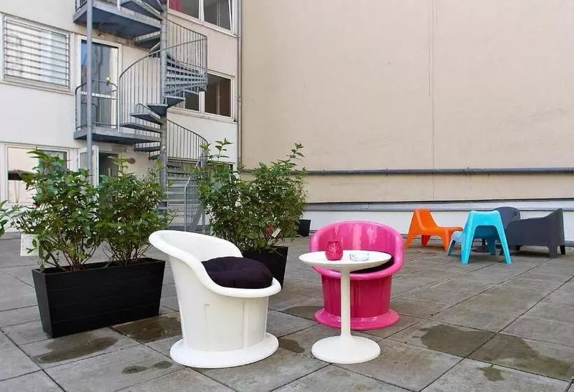 Apartmenthouse Berlin Am Görlitzer Park