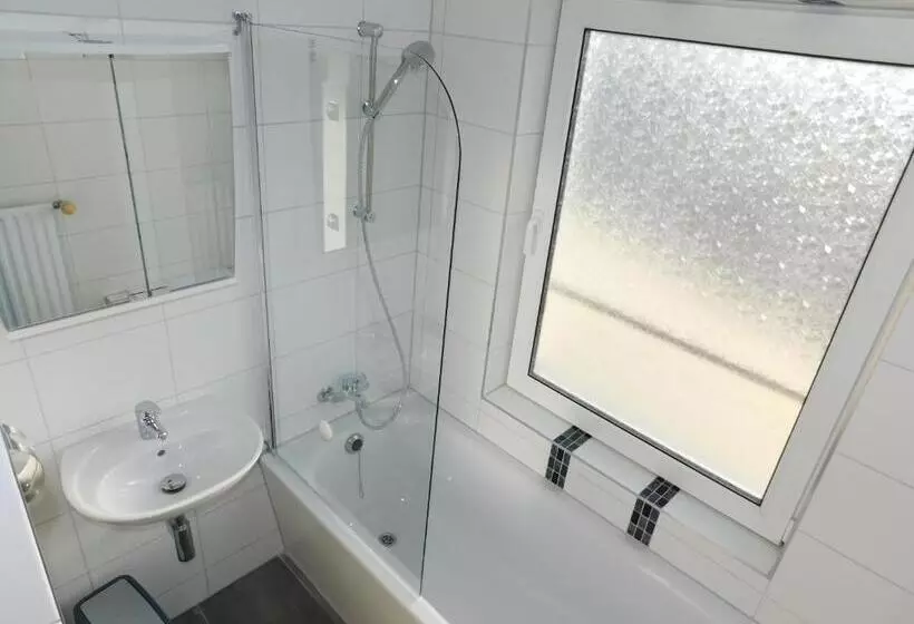 צימר Pension Am Schloss