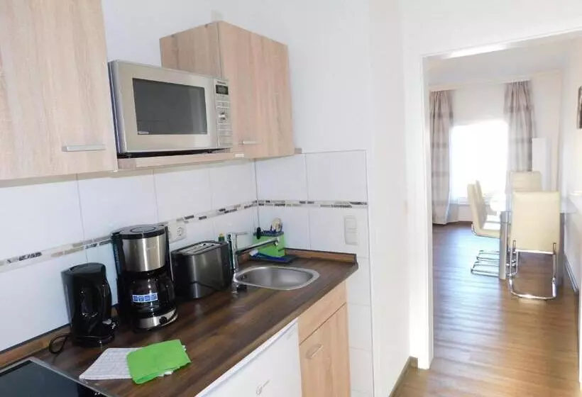 צימר Pension Am Schloss