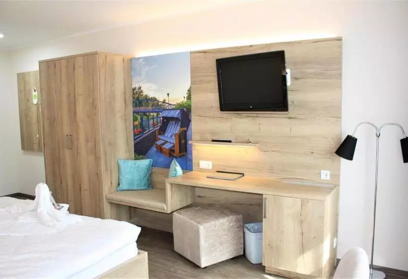 مبيت وإفطار & Restaurant Lenzer Krug