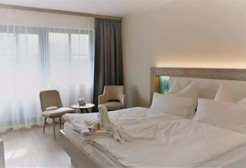 مبيت وإفطار & Restaurant Lenzer Krug