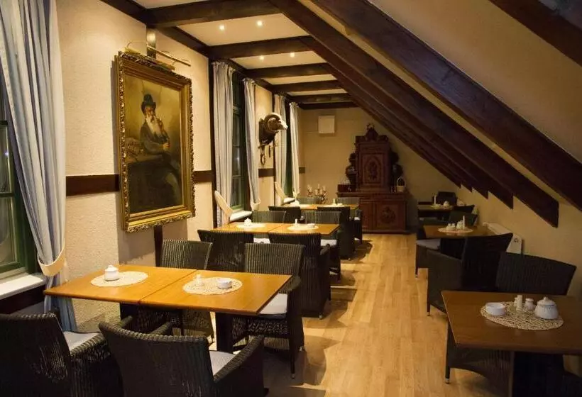 مبيت وإفطار & Restaurant Lenzer Krug