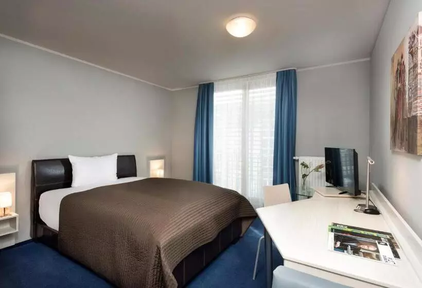 هتل Ambassador Berlin Grünau