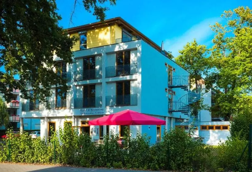 هتل Ambassador Berlin Grünau