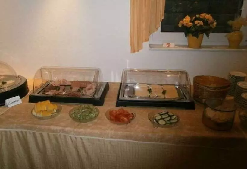 Отель Apartmenthaus Binzer Sterne