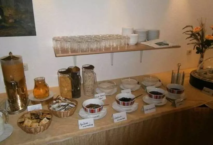 Отель Apartmenthaus Binzer Sterne