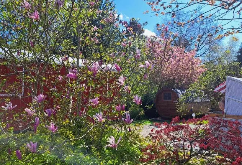 בית מלון כפרי Columbus Und Glamping