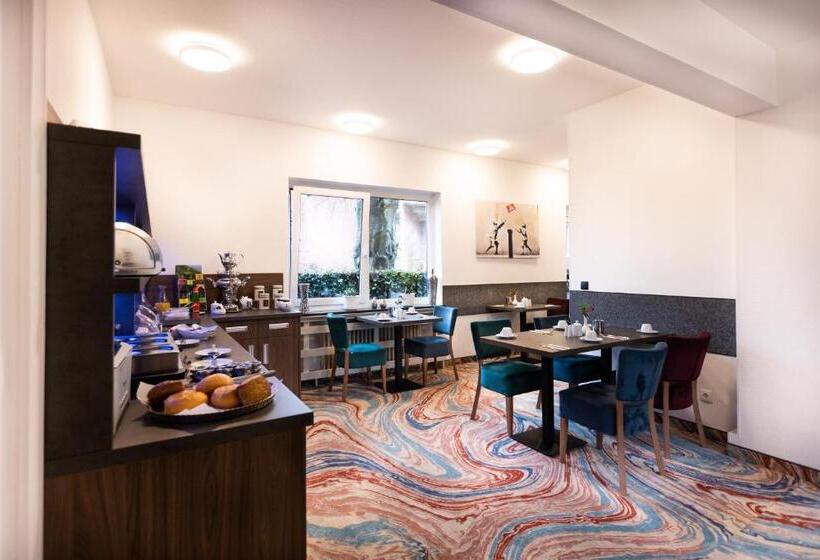 Отель Firzlaff S