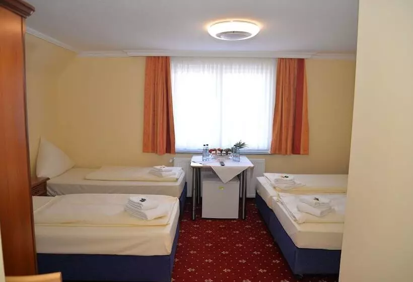 هتل Neugrabener Hof