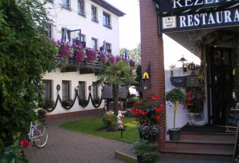 فندق Restaurant Am Berg
